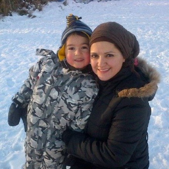 Meet your Posher, Linda - Picture 1 of 1